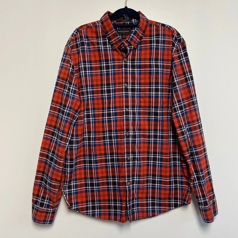 Banana Republic Mens Cotton Plaid Button Down Shirt Untucked Fit Size L Red